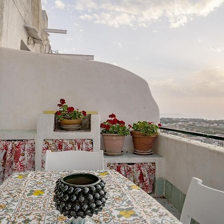 Apartamento Nel Punto Piu Alto Dell' Isola, Terrazza Con Vista Mozzafiato Procida Exterior foto